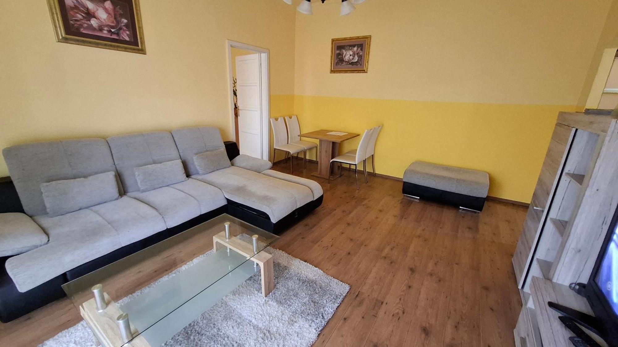 Piac Kucko Apartment Debrecen